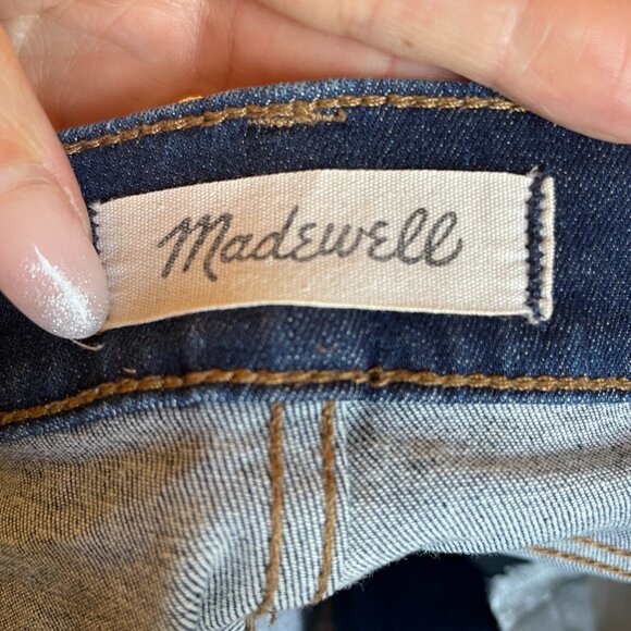 Madewell Tall High Rise Skinny Jean in Patty Wash - Picture 4 of 6